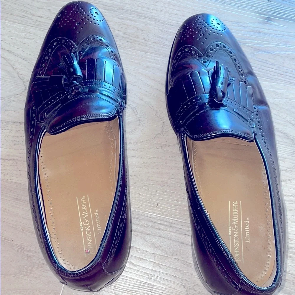 Johnston and Murphys Men's plum brown Loafers size 10